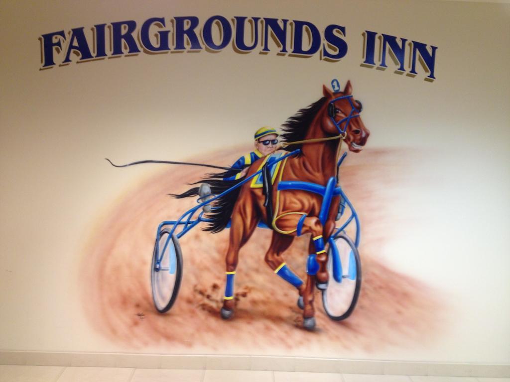 Fairgrounds Inn Du Quoin Exterior foto